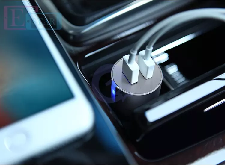 Автомобильная зарядка от прикуривателя Nillkin Vigor car charger Dual Port USB Car Charger для Samsung, Apple, Hyawei, Asus, HTC, Meizu Silver (Серебро)