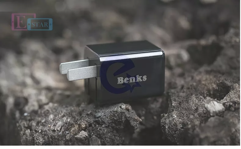 Зарядная станция Benks Mini USB Travel Charger A13 для смартфонов и телефонов от розетки 220В White (Белый)