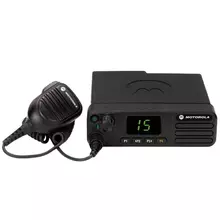 Радиостанция Motorola MotoTRBO DM4400E VHF (136-174 МГц) Цифро-аналоговая Black (Черная) MDM28JNC9VA2AN