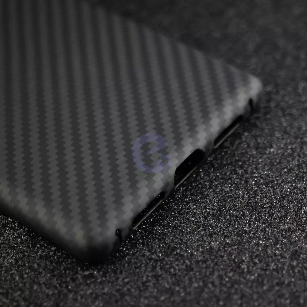 Чехол бампер для Google Pixel 6 Pro Anomaly Carbon Plaid (Закрытый модуль камеры) Black (Черный)
