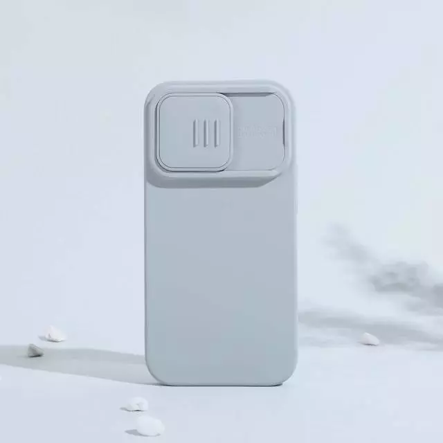 Противоударный чехол бампер Nillkin CamShield Silky Magnetic Silicone (шторка на камеру) для iPhone 14 Pro Gray (Серый)