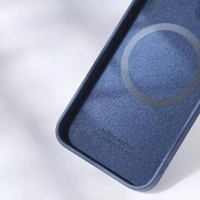 Противоударный чехол бампер Nillkin CamShield Silky Magnetic Silicone (шторка на камеру) для iPhone 14 Pro Max Midnight Blue (Темно Синий)