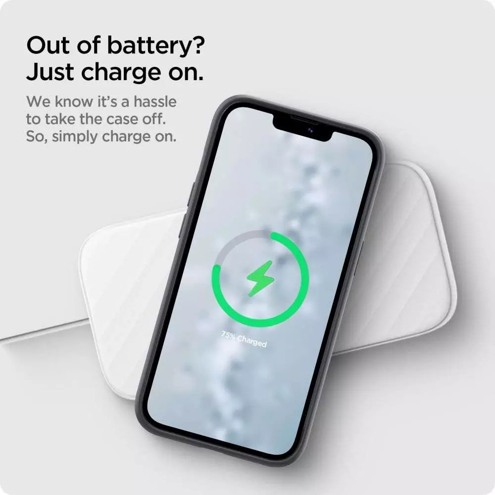 Противоударный чехол бампер Spigen Silicone Fit для iPhone 14 Plus Black (Черный)