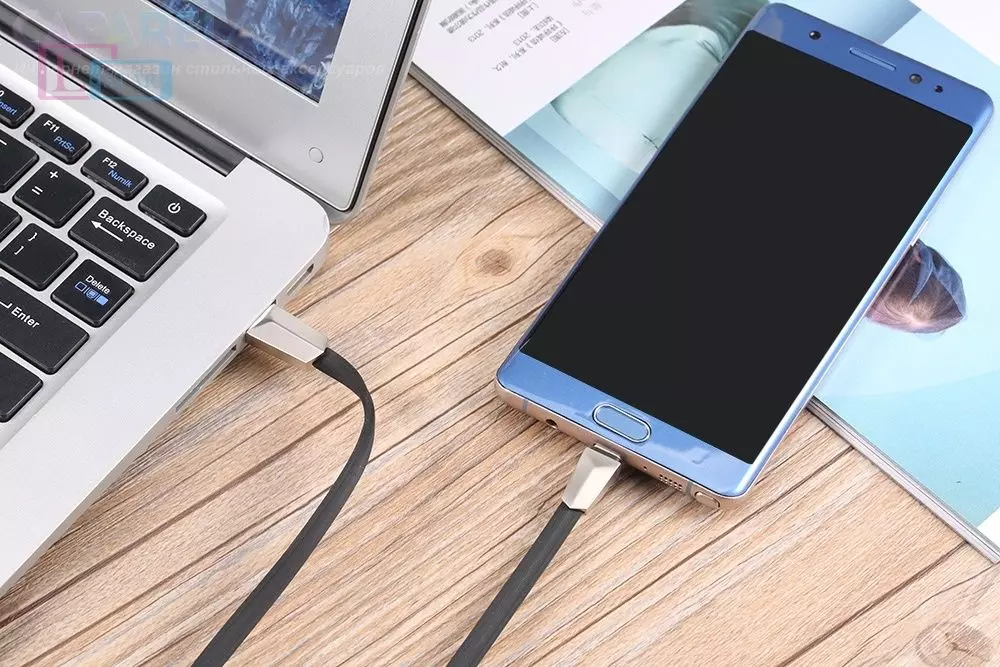 Кабель для зарядки и передачи данных Hoco X4 Zinc Alloy Lightning White (Белый) Кабель для зарядки и передачи данных Hoco X4 Zinc Alloy Lightning White (Белый)