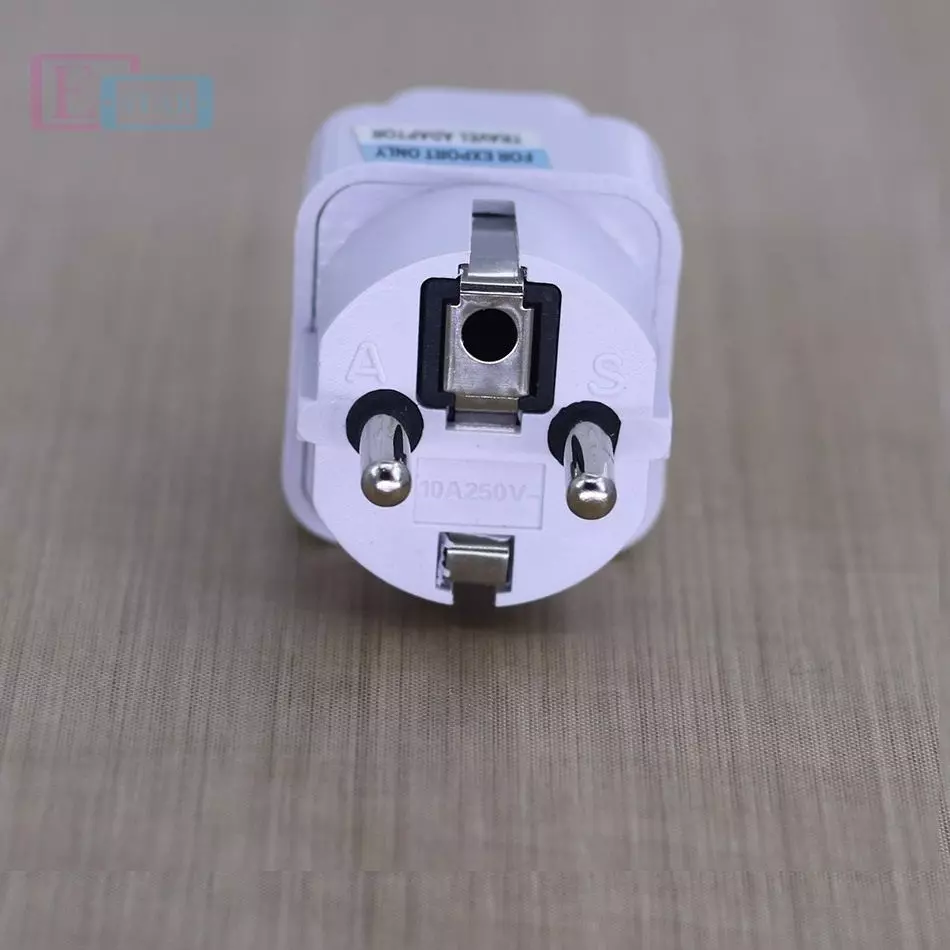 Переходник в розетку Anomaly White (Белый) Переходник в розетку Anomaly White (Белый)