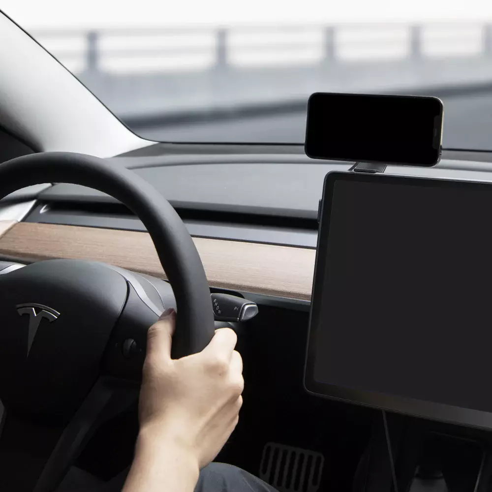 Магнітний автомобільний тримач для смартфону Spigen IT90W Tesla OneTap Magnetic MagSafe Screen Black (Чорний) ACP03844 Магнітний автомобільний тримач для смартфону Spigen IT90W Tesla OneTap Magnetic MagSafe Screen Black (Чорний) ACP03844