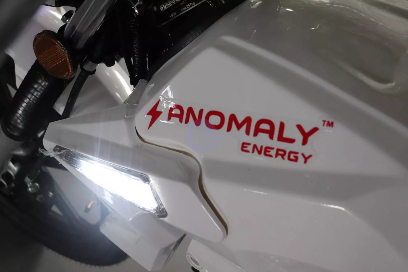 Электромотоцикл Anomaly Energy FR 3000 Вт AGM Литиевая батарея 72V 32AH Black (Черный) (Сертификат ЕС)