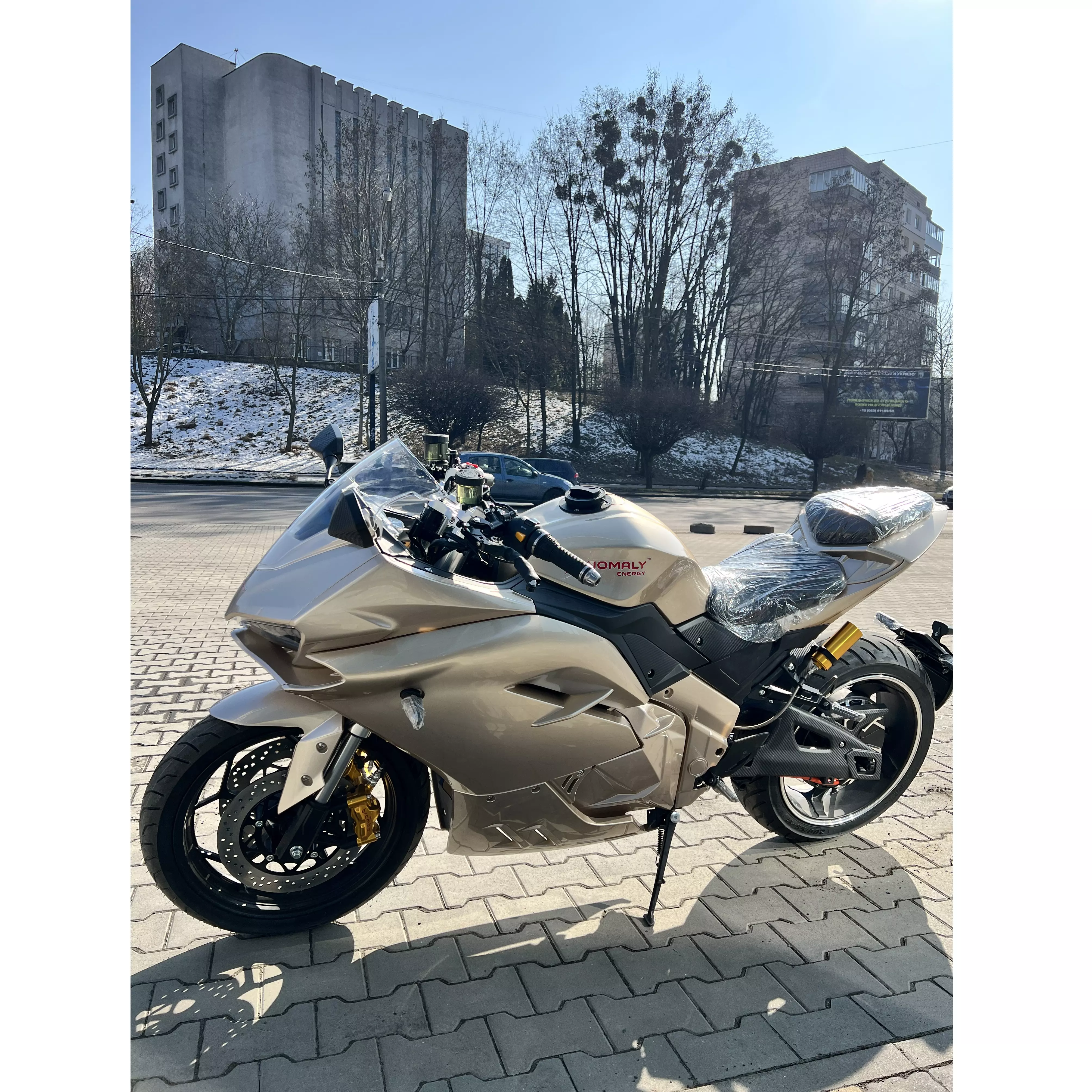 Електромотоцикл 10000W Anomaly Energy Panigal V1 72V 100Ah Li-ion NMC батарея (Turan gold/бежевий)
