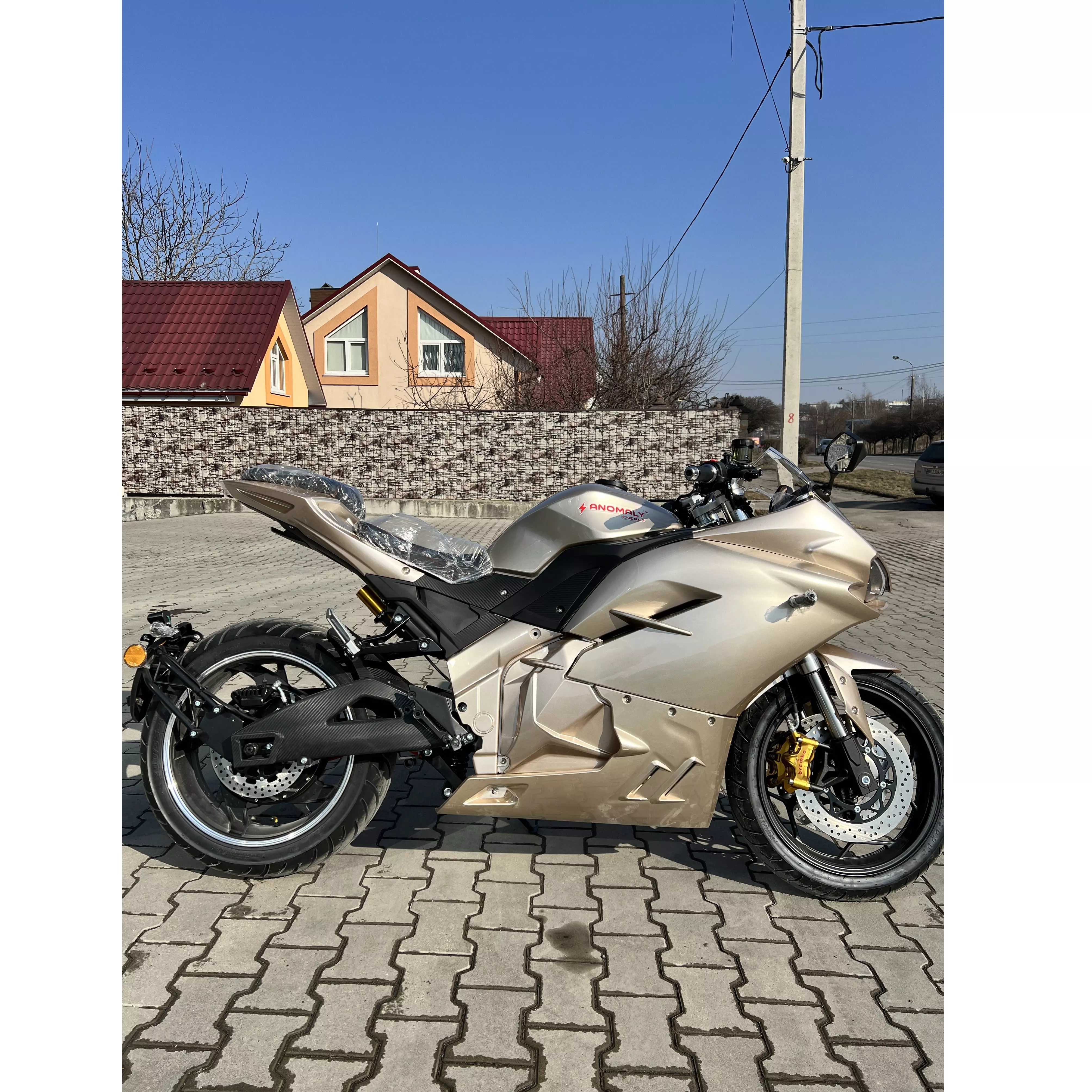 Електромотоцикл 10000W Anomaly Energy Panigal V1 72V 100Ah Li-ion NMC батарея (Turan gold/бежевий)