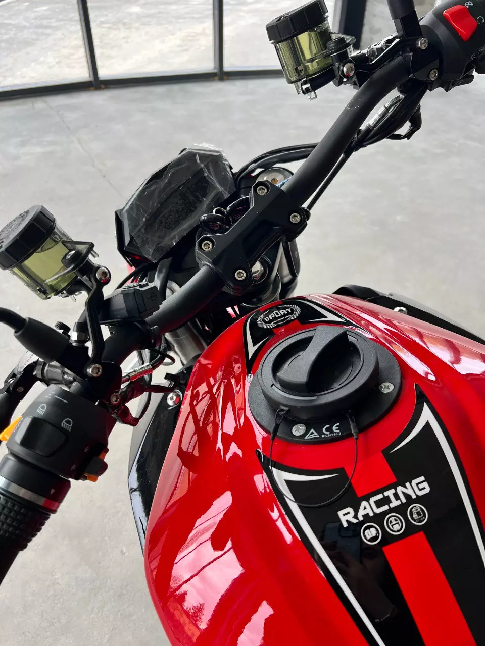 Електромотоцикл 10000W Anomaly Energy Monster 72V 100Ah Li-ion NMC батарея (Black-red/Чорно-червоний) Електромотоцикл 10000W Anomaly Energy Monster 72V 100Ah Li-ion NMC батарея (Black-red/Чорно-червоний)