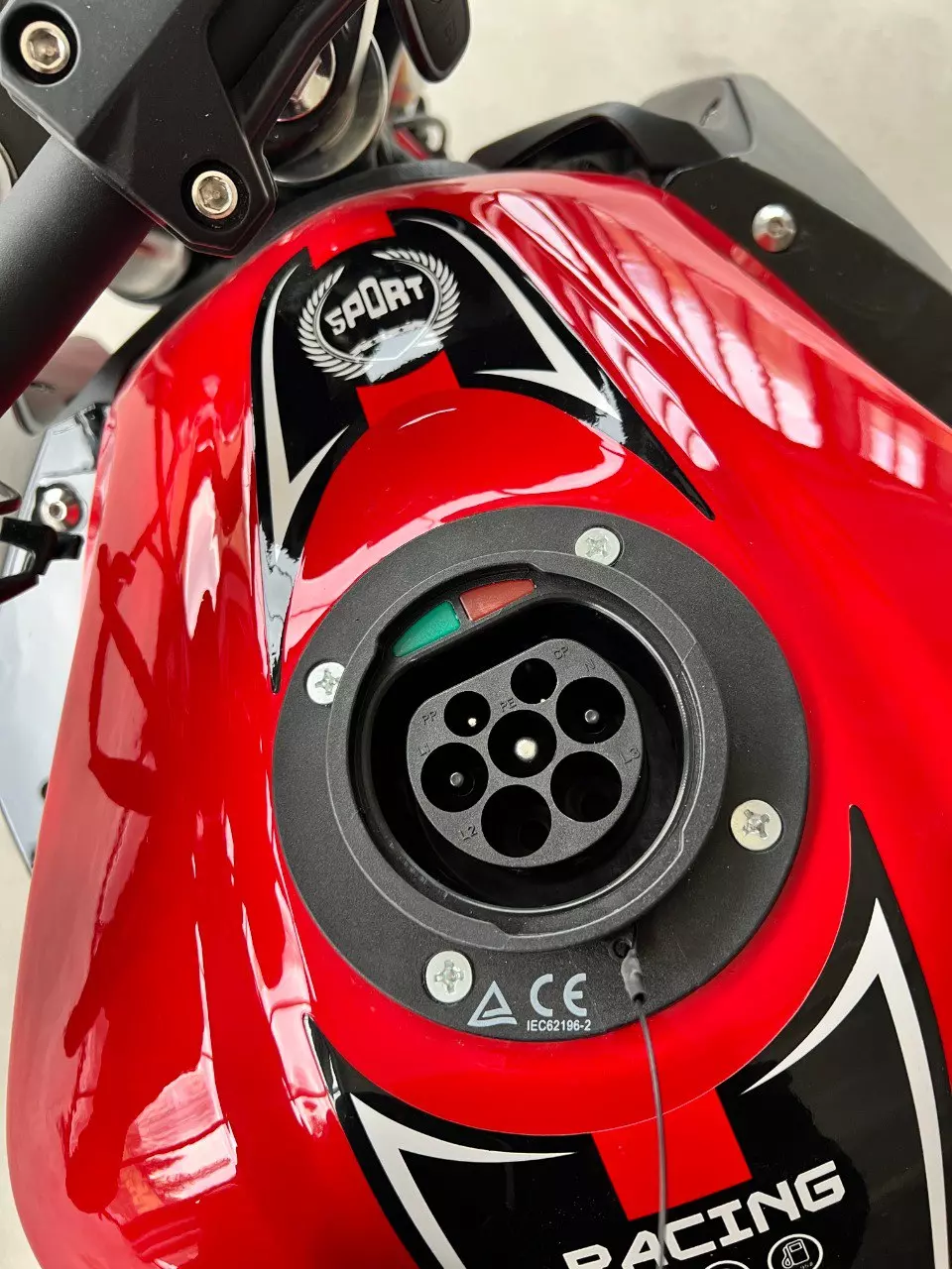 Електромотоцикл 10000W Anomaly Energy Monster 72V 100Ah Li-ion NMC батарея (Black-red/Чорно-червоний) Електромотоцикл 10000W Anomaly Energy Monster 72V 100Ah Li-ion NMC батарея (Black-red/Чорно-червоний)