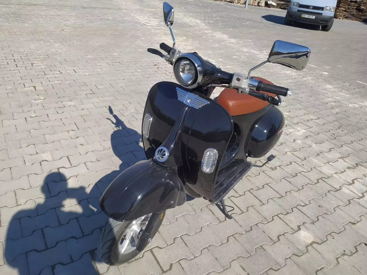 [commerce_cproduct_variation:title]