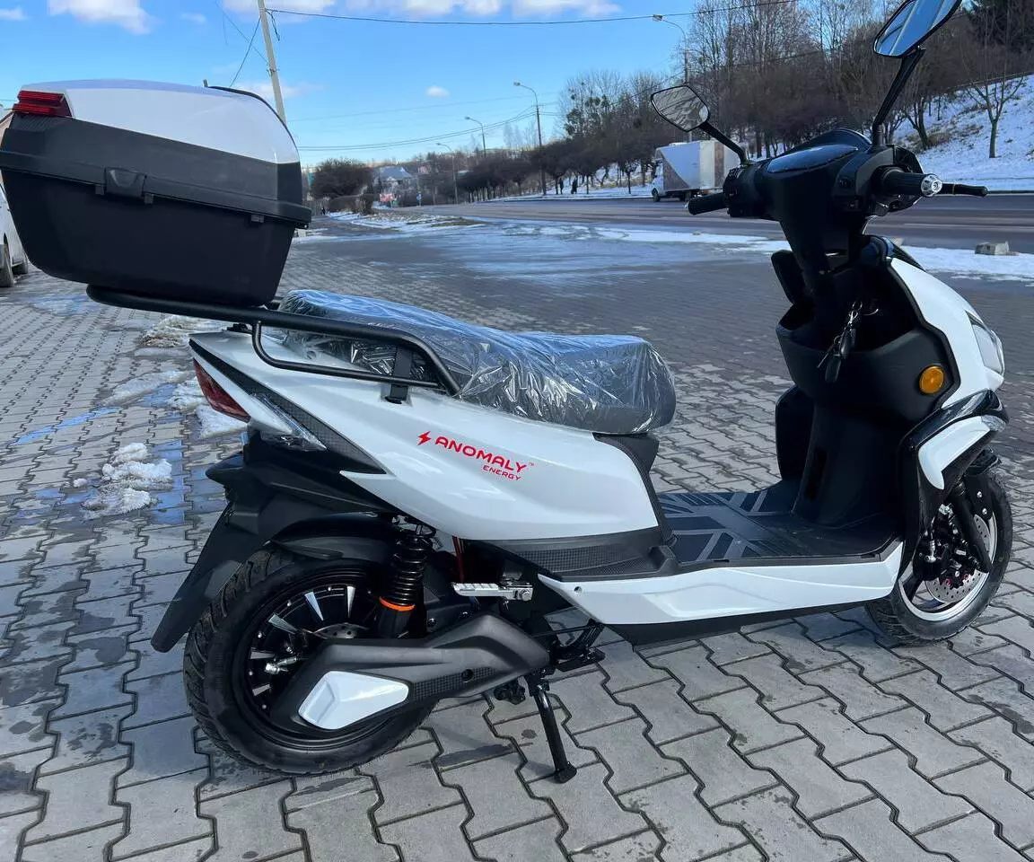 Електроскутер Anomaly Energy SY 3000W LI FLP 72V40Ah White (Білий) Електроскутер Anomaly Energy SY 3000W LI FLP 72V40Ah White (Білий)